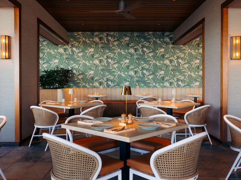 Royal Lahaina Resort & Bungalows 31