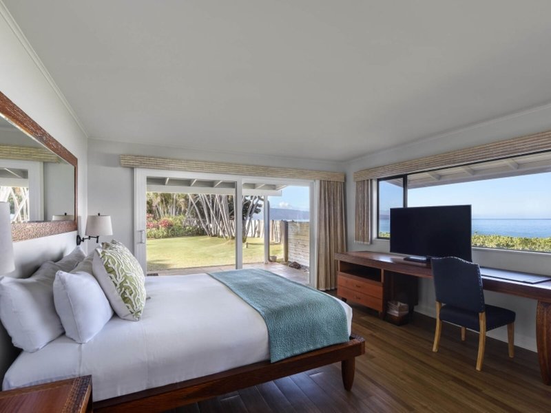 Royal Lahaina Resort & Bungalows 48