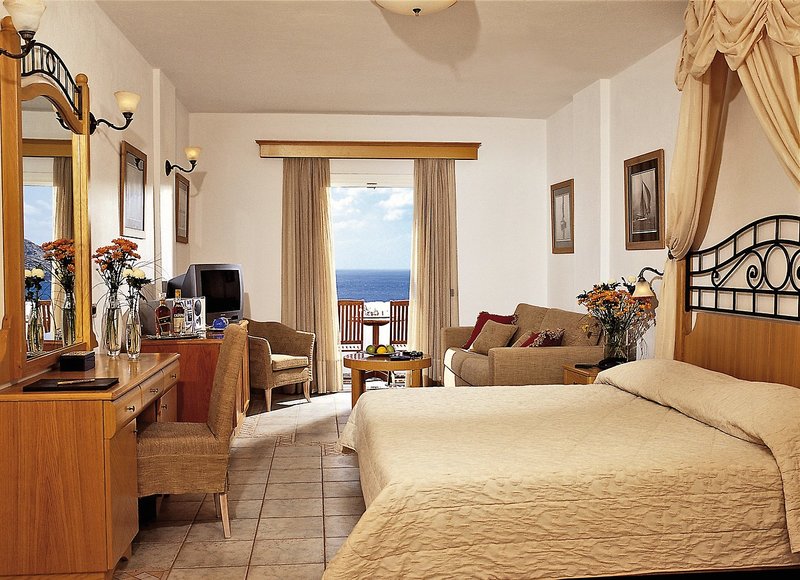 Royal Myconian Resort 8