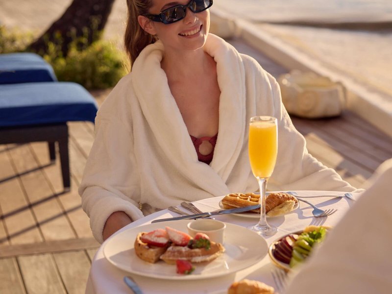 Fairmont Royal Pavilion 33