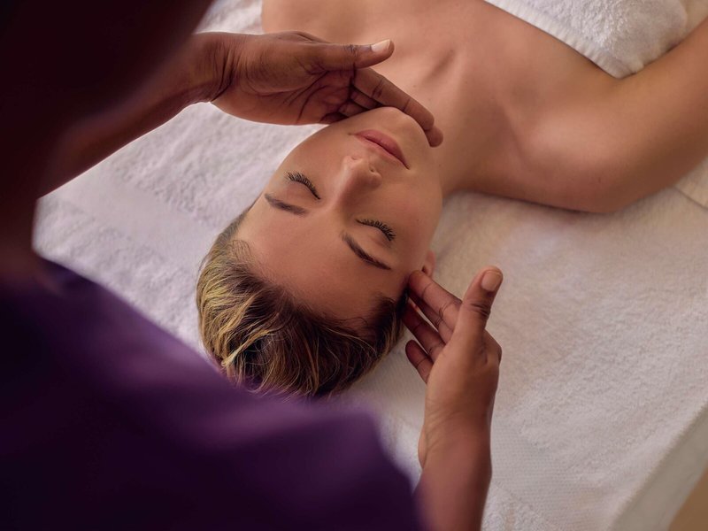 Fairmont Royal Pavilion 46