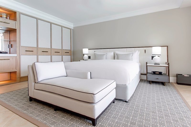 The Fairmont Royal Pavillion 12