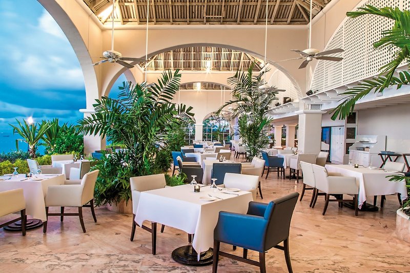 The Fairmont Royal Pavillion 32