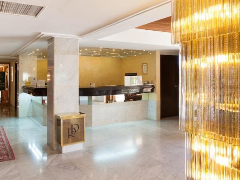 Royal Plaza 16