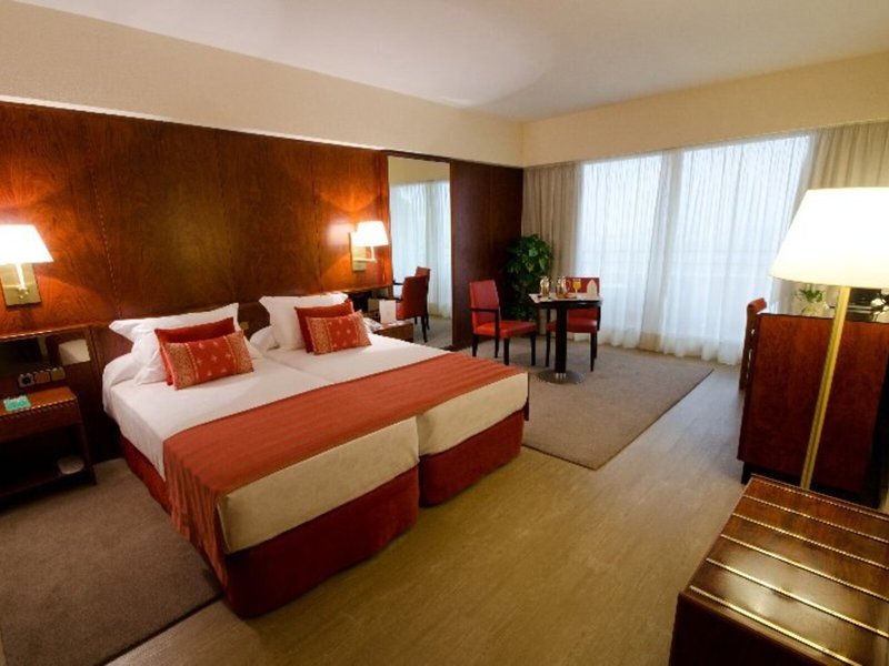 Royal Plaza 38