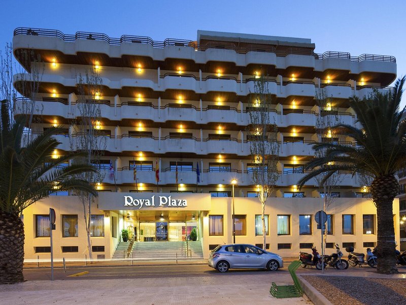 Royal Plaza 1