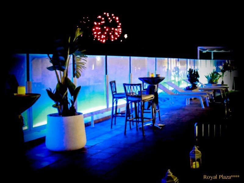 Royal Plaza 13