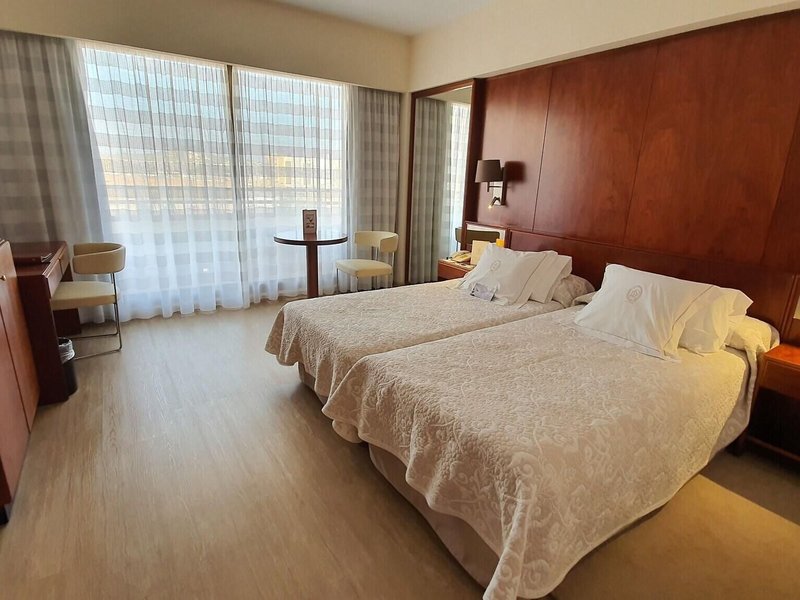 Royal Plaza 24