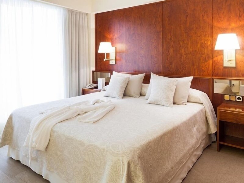 Royal Plaza 30