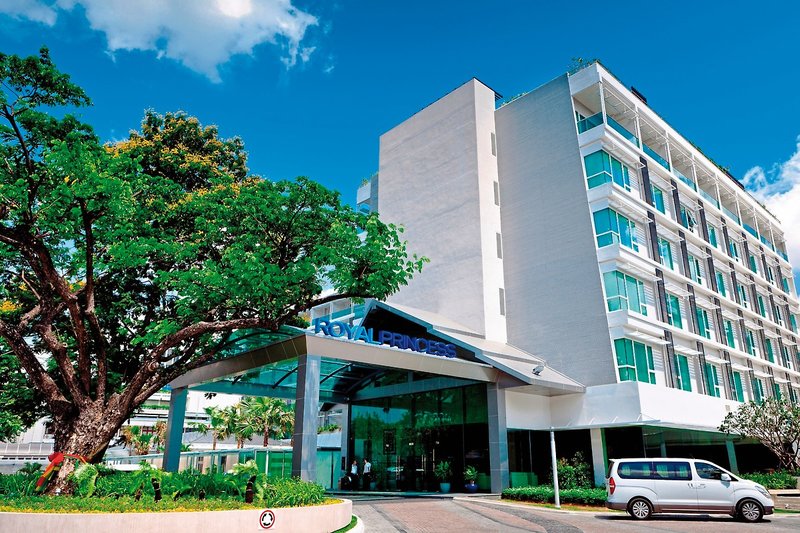 Royal Princess Larn Luang 2