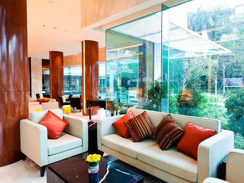 Royal Princess Larn Luang 12