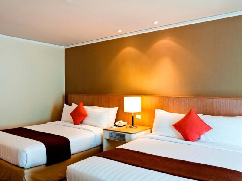 Royal Princess Larn Luang 44