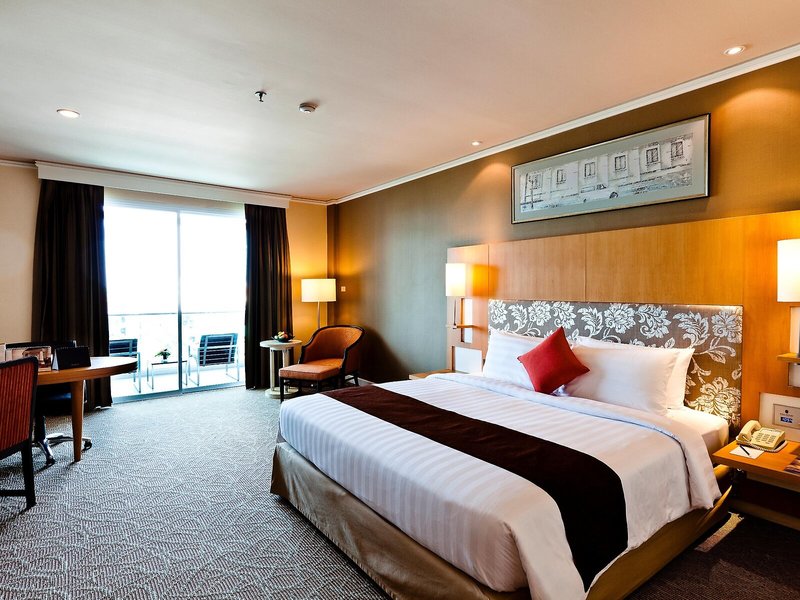 Royal Princess Larn Luang 47