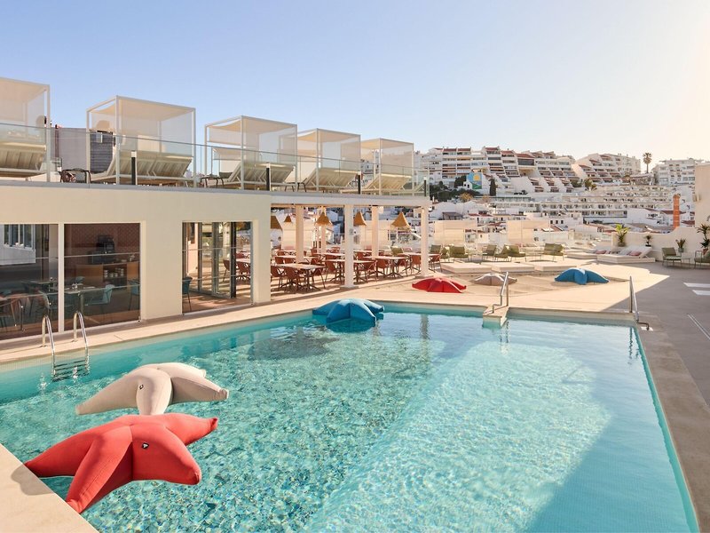 California Urban Beach Hotel 7