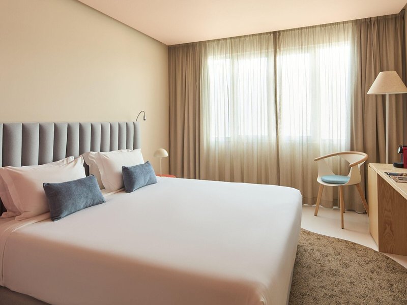 California Urban Beach Hotel 37