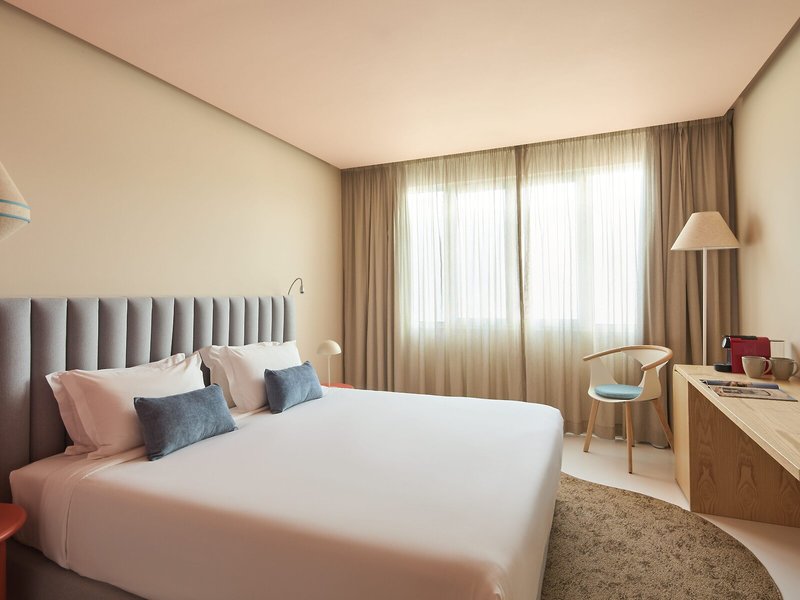 California Urban Beach Hotel 41