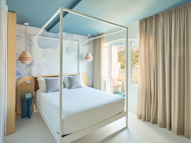 California Urban Beach Hotel 43