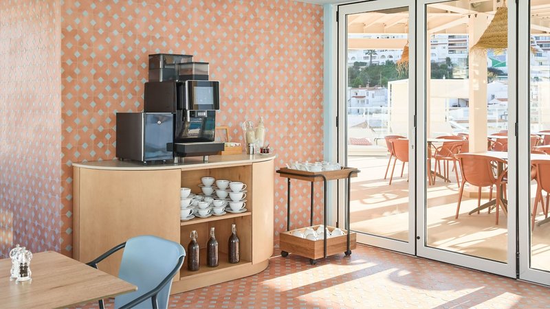 Hotel Indigo Albufeira 8