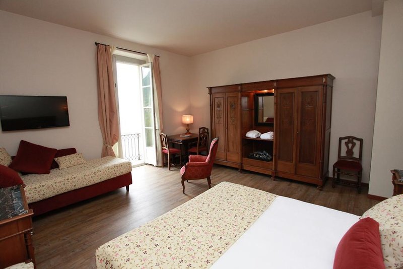 Royal Victoria 5 - Room Example