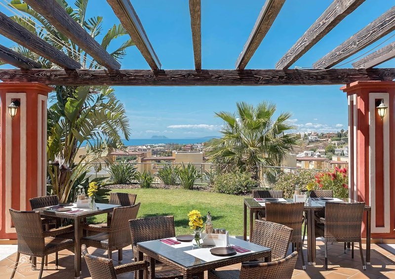 Colina del Paraiso by Checkin Hoteles 4