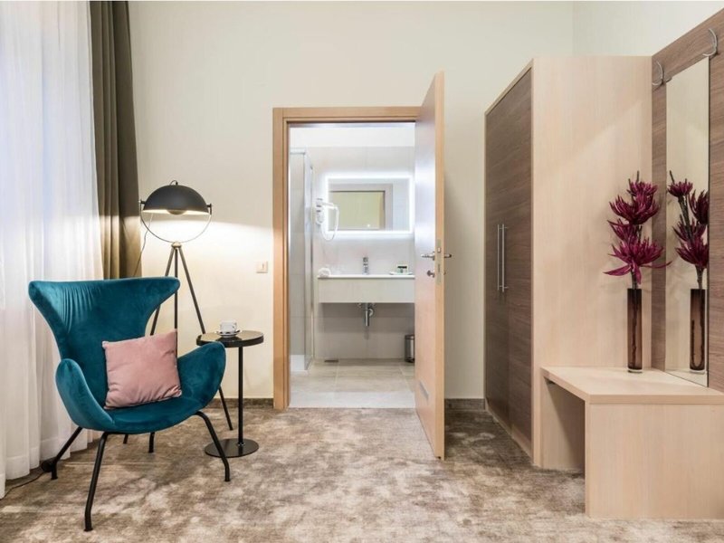 Mondo Hotel  8