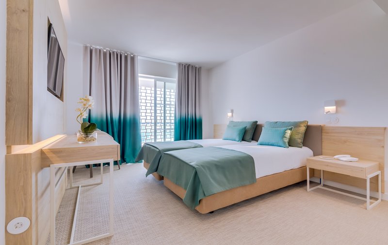 Sol e Mar Beach Hotel 8