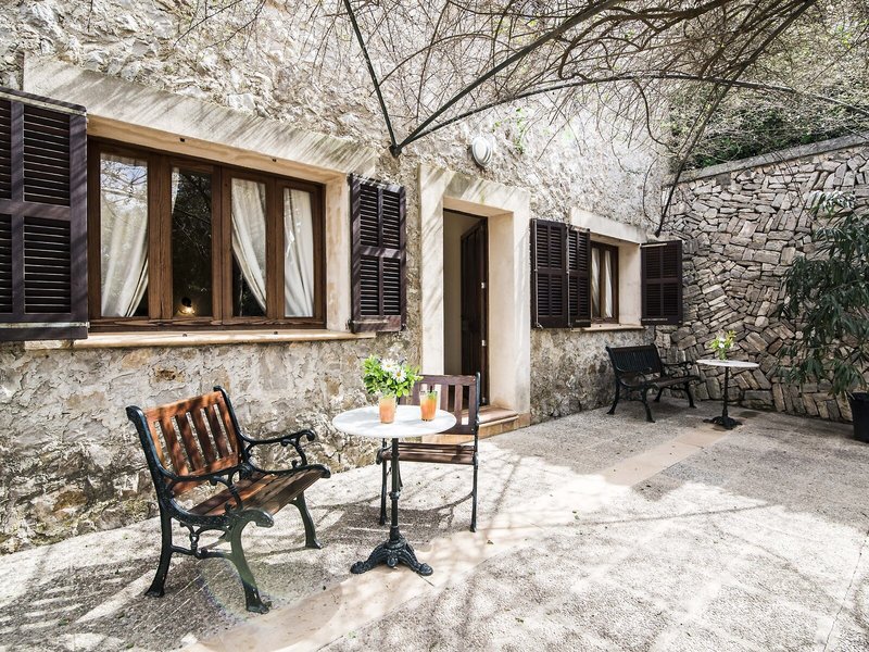 Aumallia Hotel & Spa 9