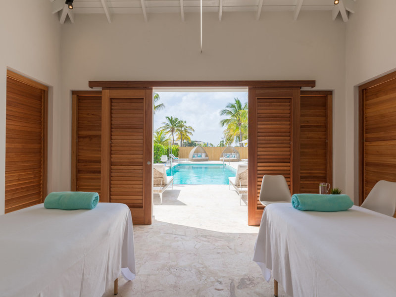 Dolphin Suites 29