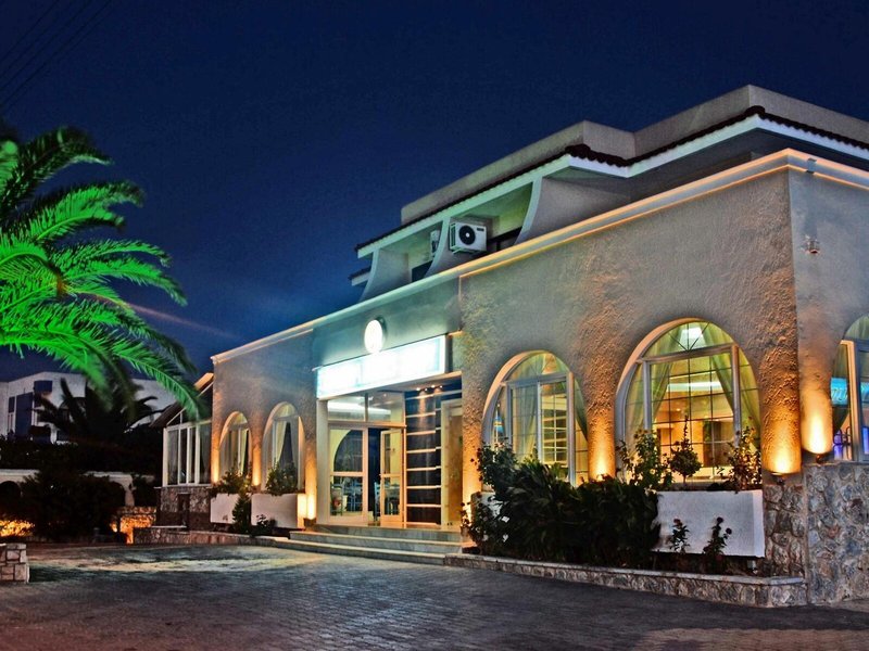 Sacallis Inn Beach Hotel 1 - Exterior