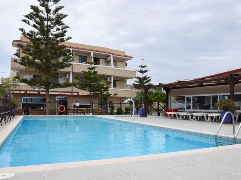 Sacallis Inn Beach Hotel 14