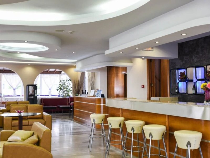 Sacallis Inn Beach Hotel 23