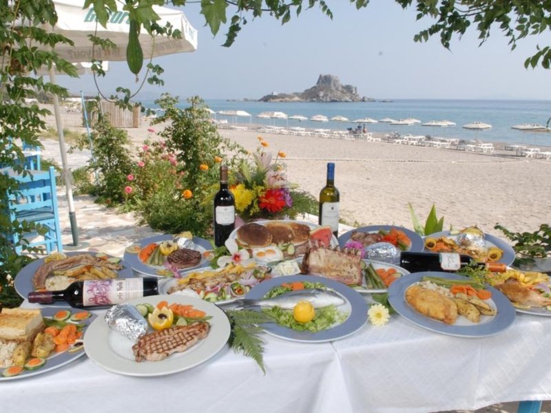 Sacallis Inn Beach Hotel 34