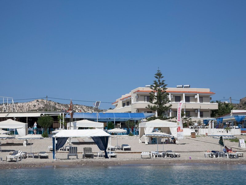 Sacallis Inn Beach Hotel 1