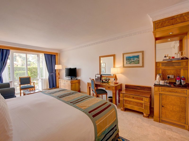 Crowne Plaza Resort Salalah 30 - Room Example