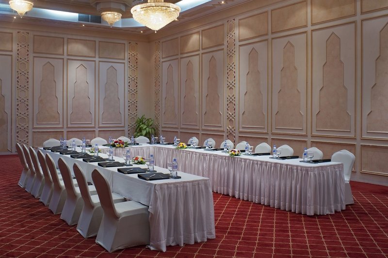 Crowne Plaza Resort Salalah 11