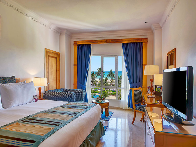 Crowne Plaza Resort Salalah 6