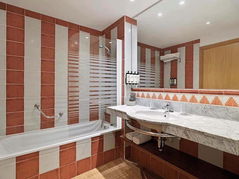 H10 Salauris Palace 6