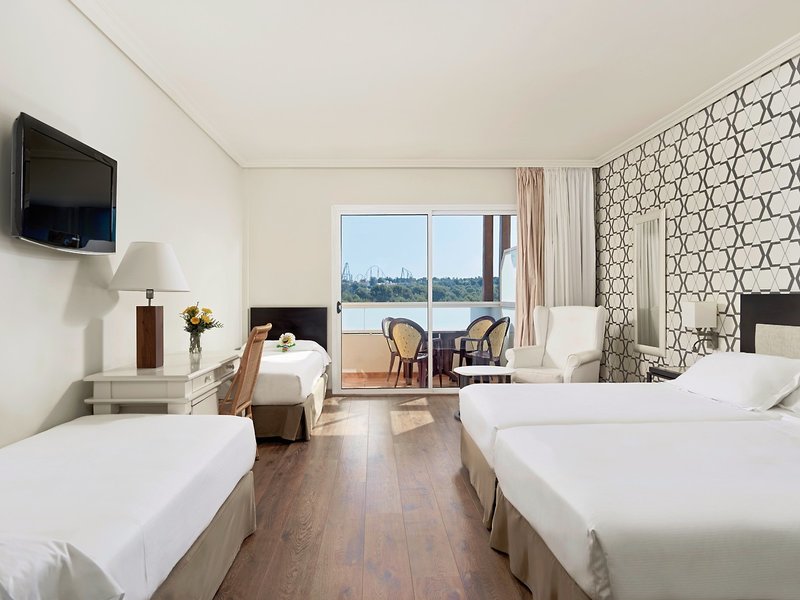 H10 Salauris Palace 10