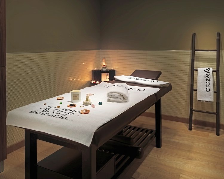 H10 Salauris Palace 16