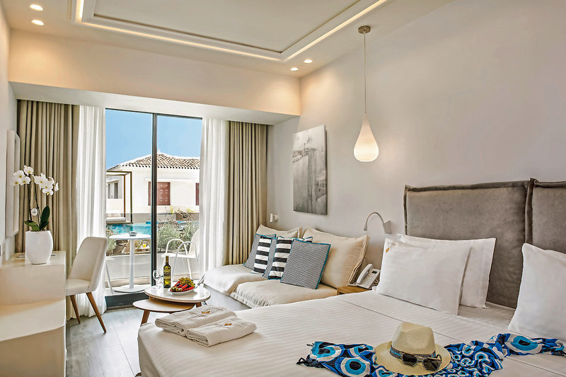 Samian Mare Hotel and Suites 8