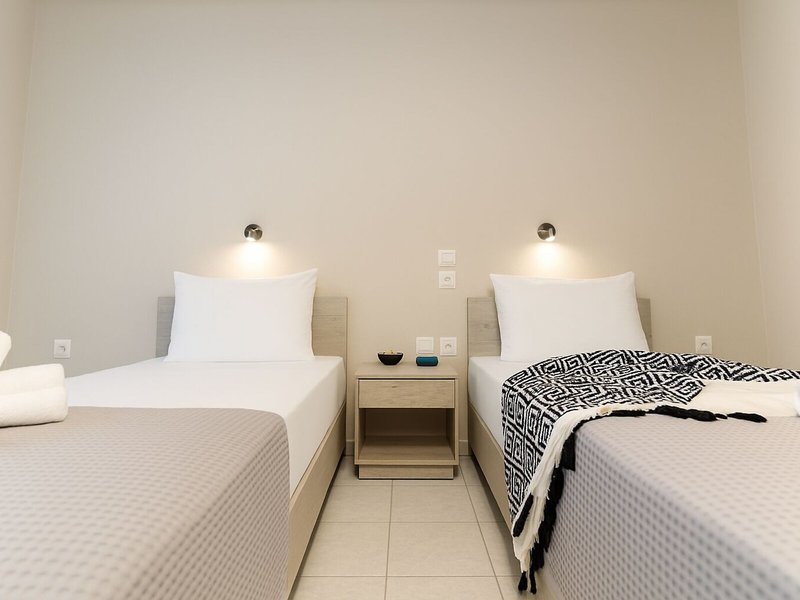Samel Hotel 25