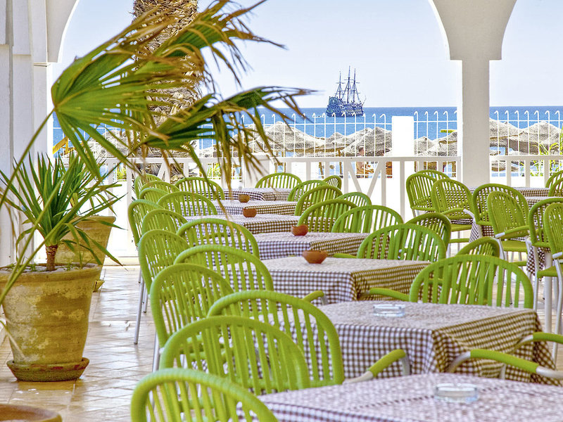 Samira Club 4