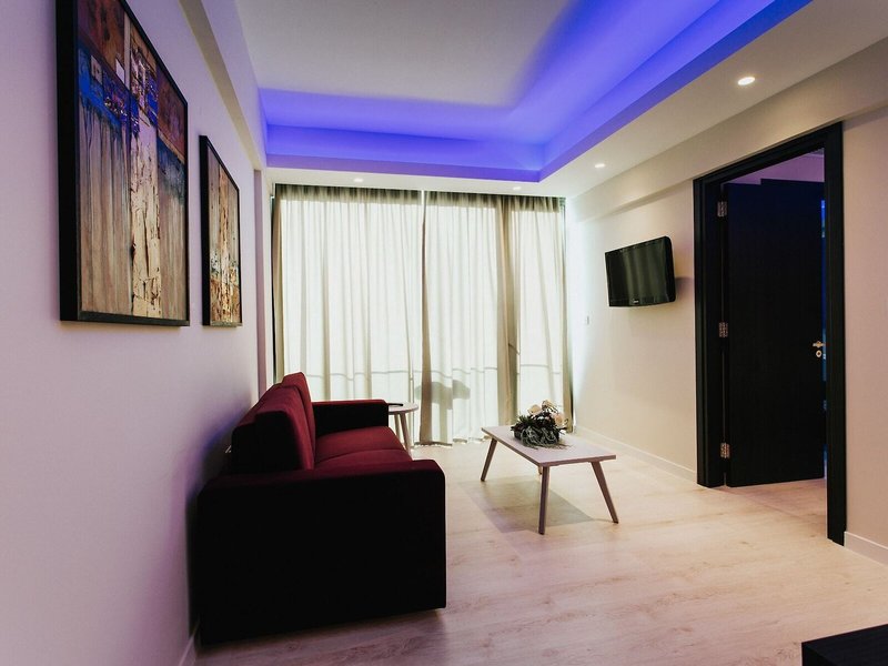 Frangiorgio Hotel Apartments 24 - Room Example