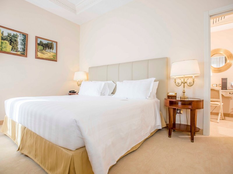 Golden Tower Hotel & Spa 41