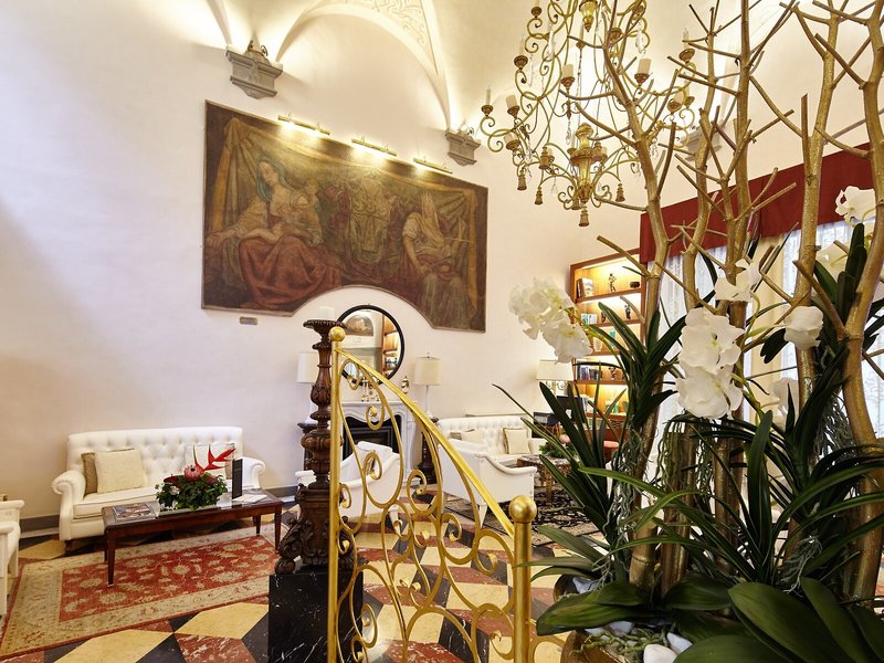 Golden Tower Hotel & Spa 14