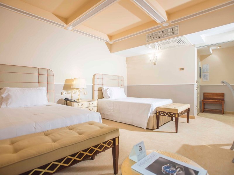 Golden Tower Hotel & Spa 48