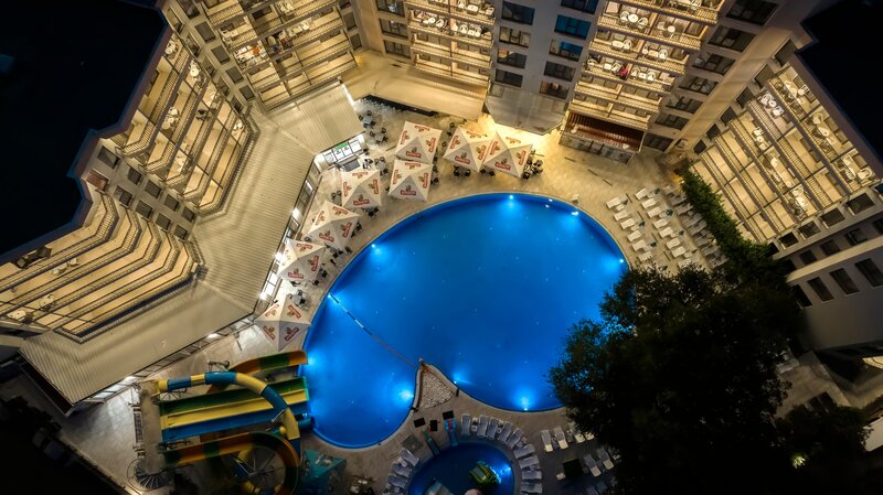 Prestige Hotel & Aquapark 54