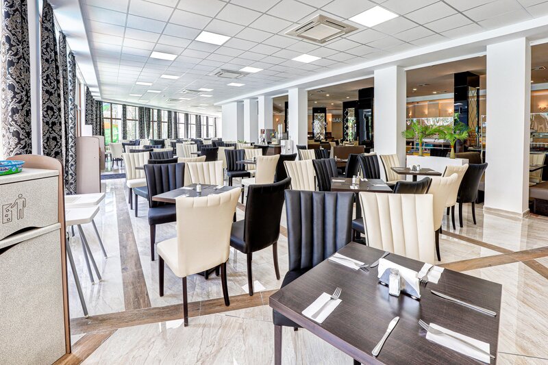 Prestige Hotel & Aquapark 188