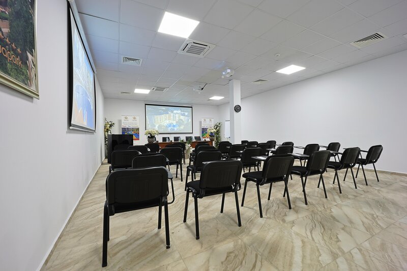 Prestige Hotel & Aquapark 215