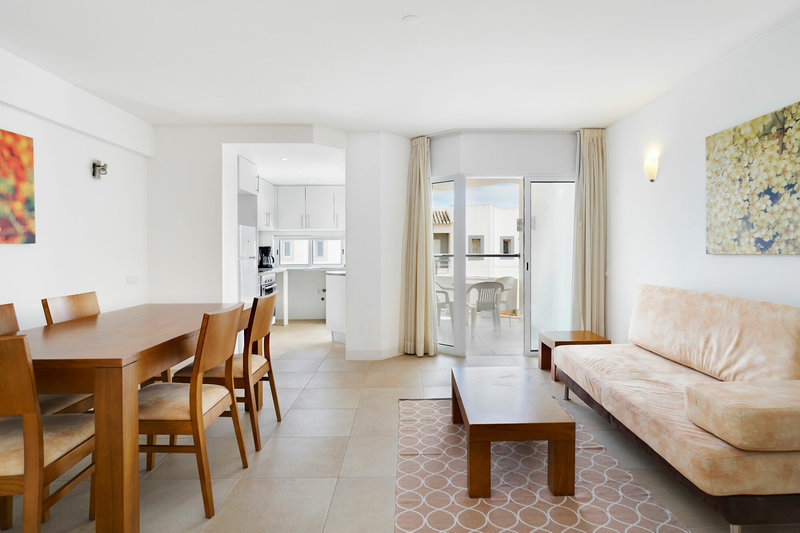 Golden Club Cabanas 17